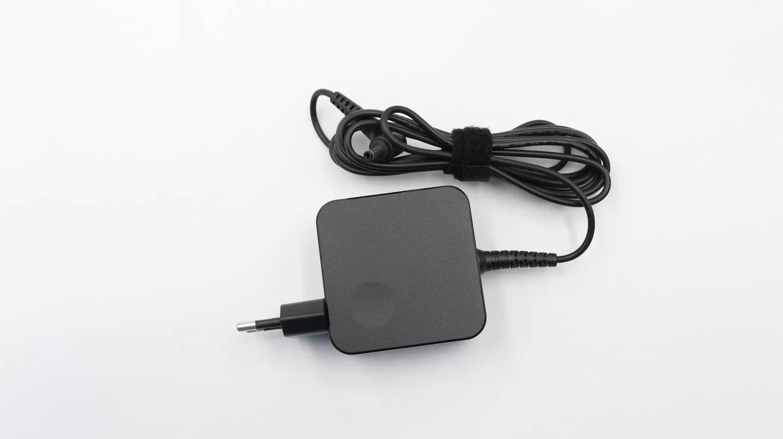 Lenovo 01FR133 power adapter/inverter