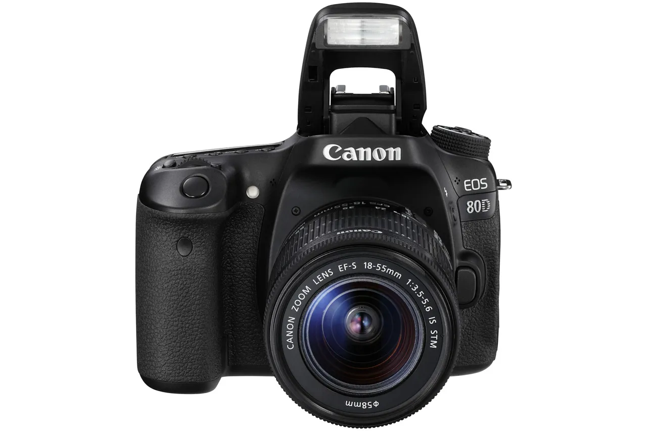 Canon 80D + EF-S 18-135mm IS USM