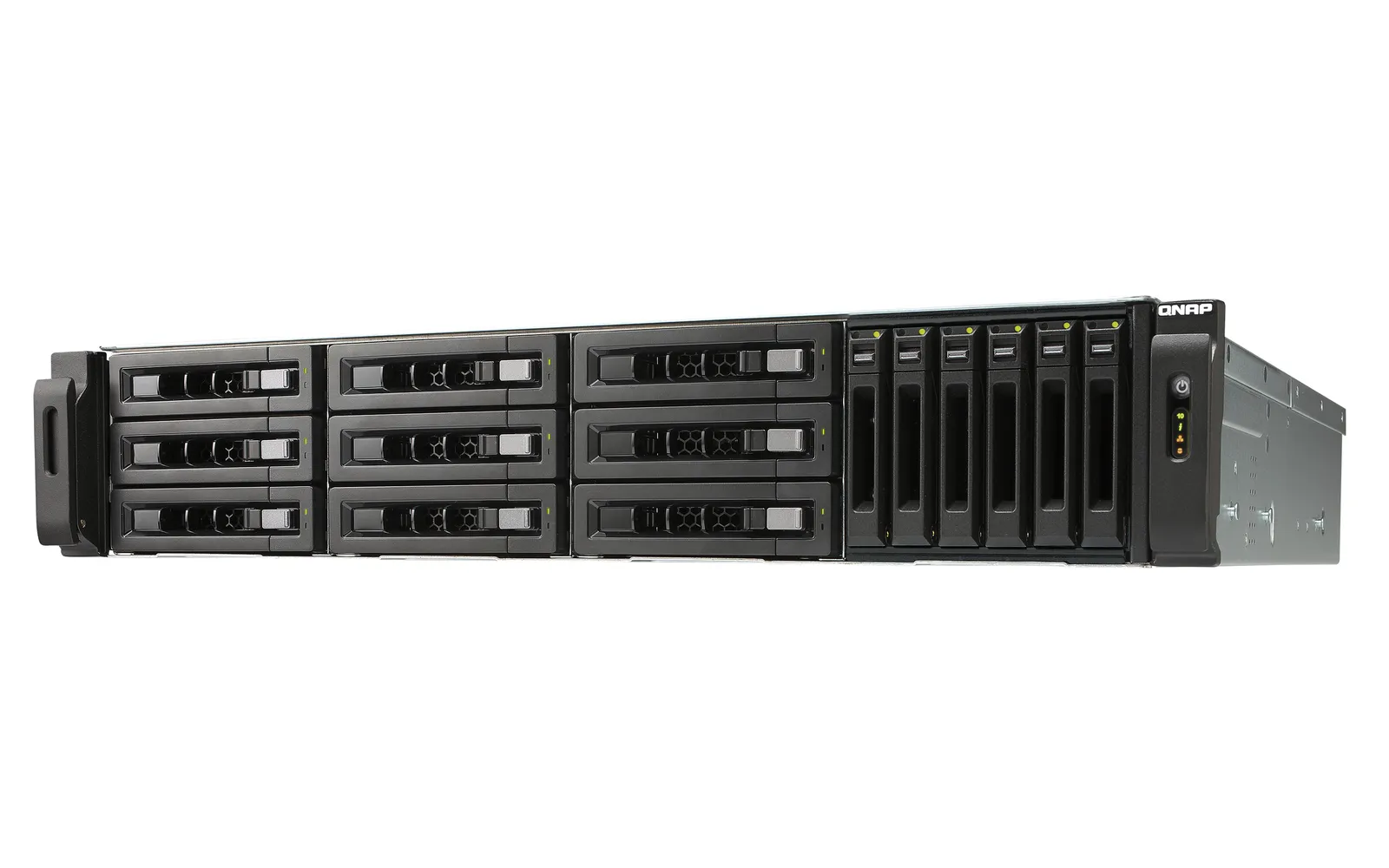 QNAP TVS-EC1580MU-SAS-RP-16G-R2 – slika 8