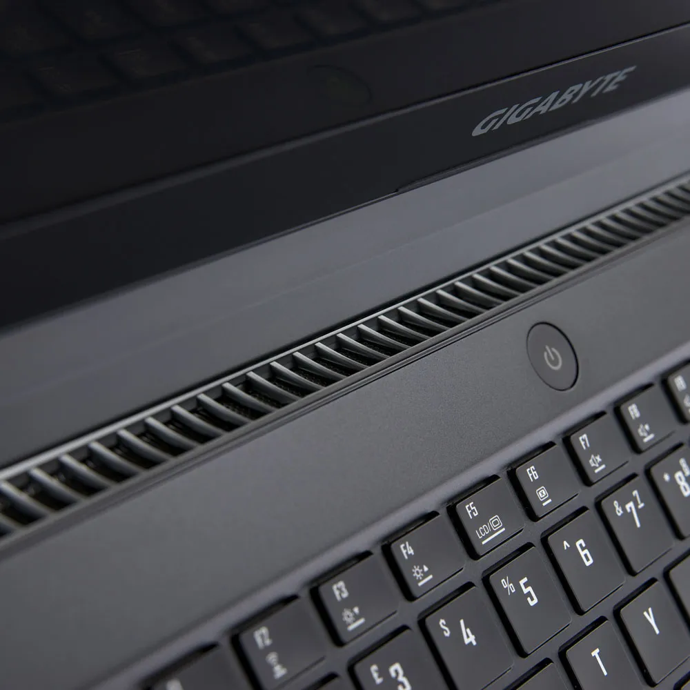 GIGABYTE AERO 14-W-CF2 laptop – slika 9