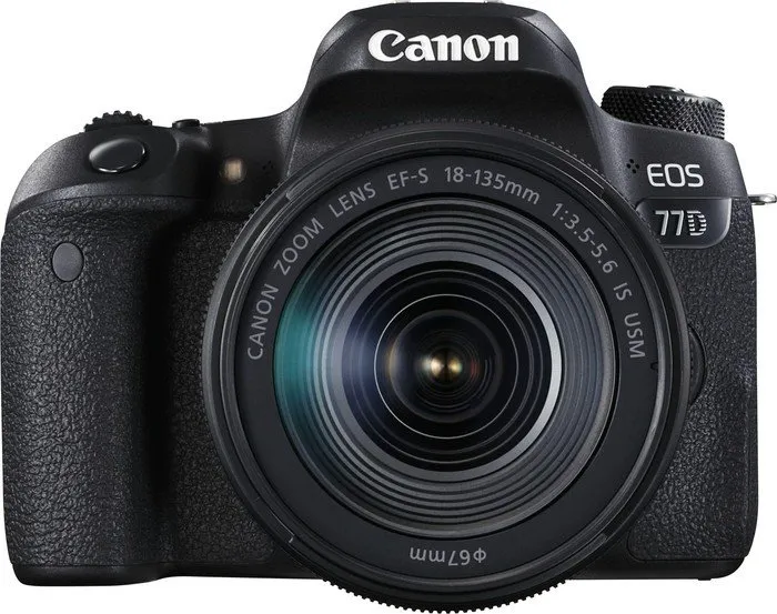 Canon EOS 77D + EF-S 18-135mm 3.5-5.6 IS USM