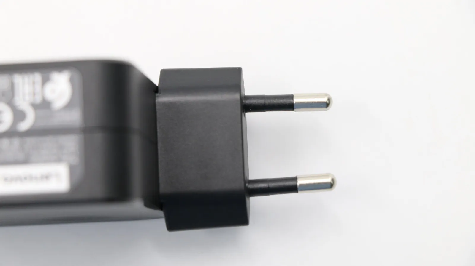 Lenovo 01FR133 power adapter/inverter – slika 5