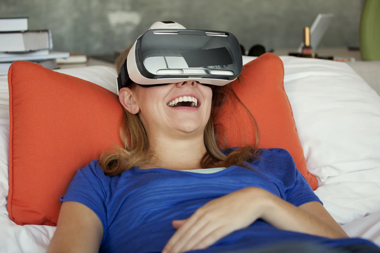 Samsung Gear VR + Game Pad – slika 5
