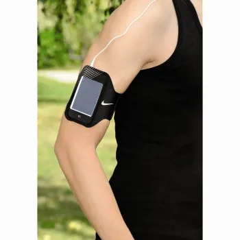 Hama Nike – slika 3