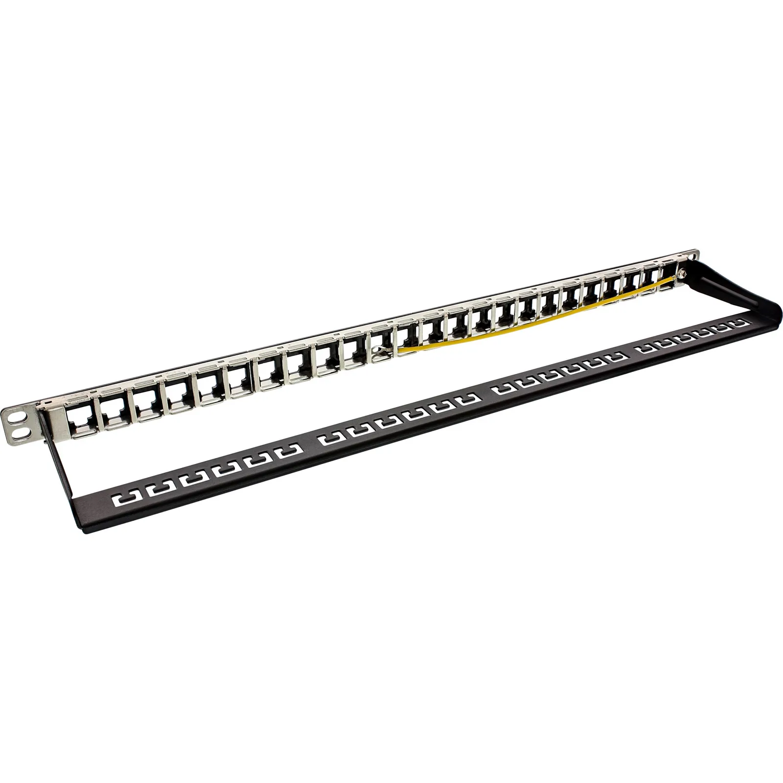 InLine 76824C patch panel – slika 2