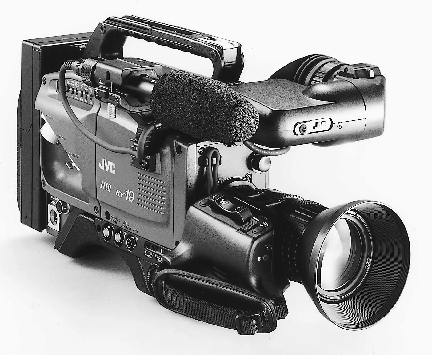 JVC KY-19U camcorder