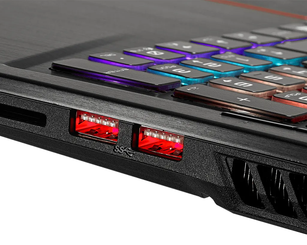 MSI Gaming GE63 Raider-008 – slika 3