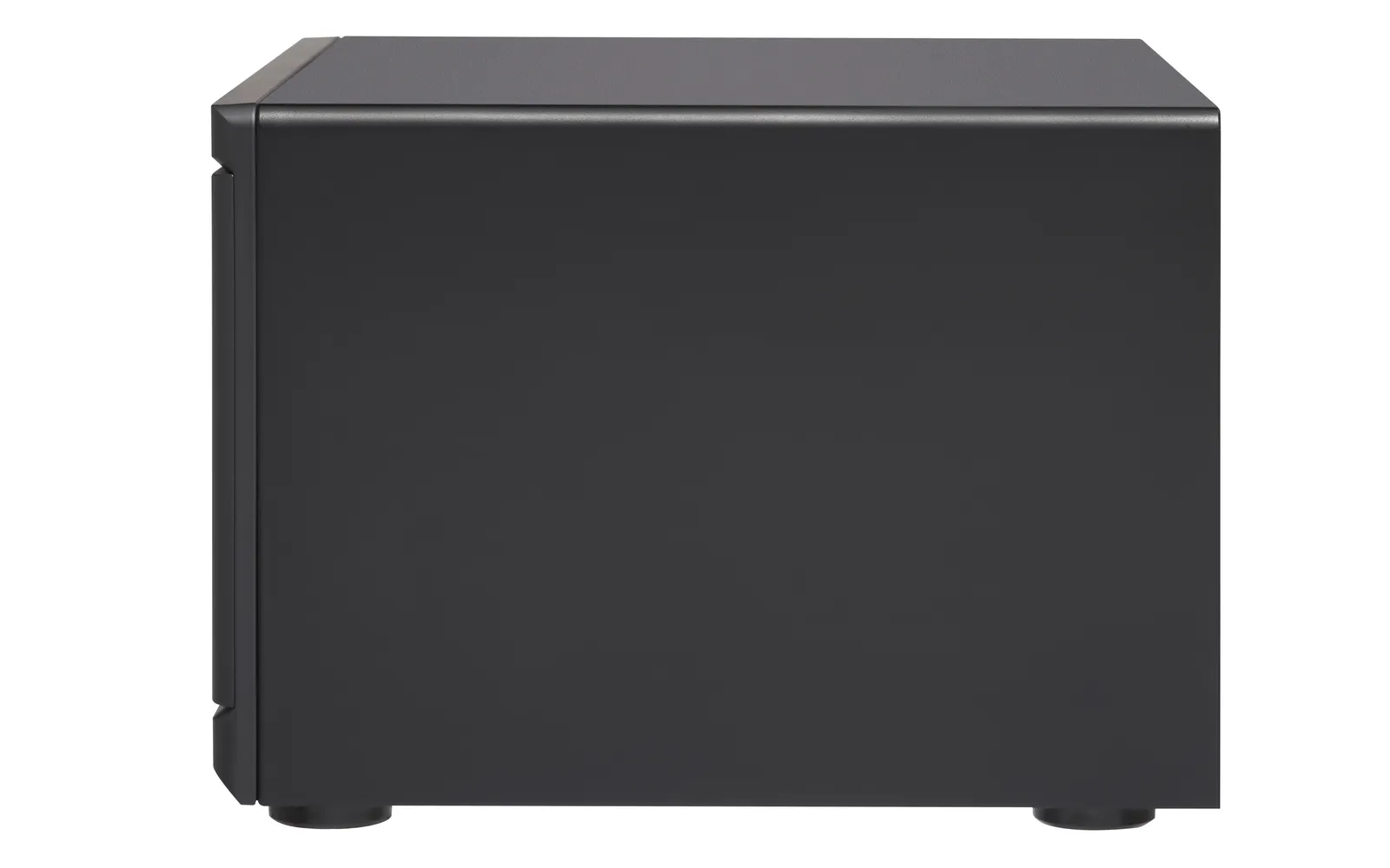 QNAP TVS-882T – slika 6
