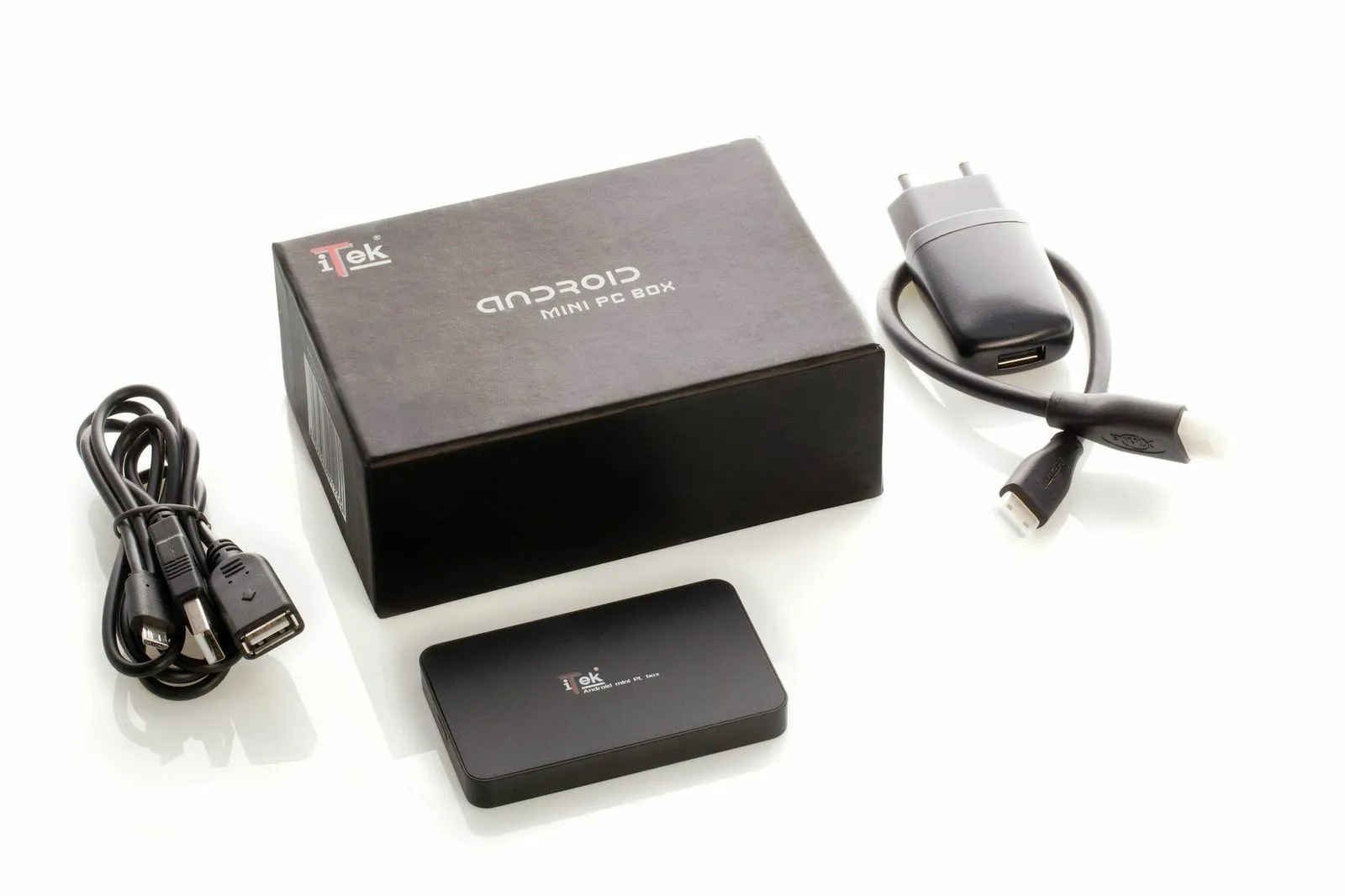 itek ITAD004 Smart TV box – slika 2