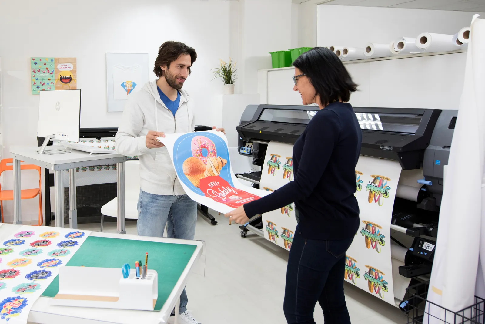 HP Latex 335 Print and Cut Solution large format printer – slika 3